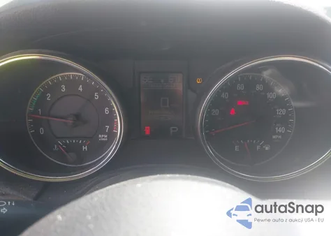 2013 Jeep Grand Cherokee Laredo z USA, uszkodzony, nr VIN 1C4RJFAG2DC634465